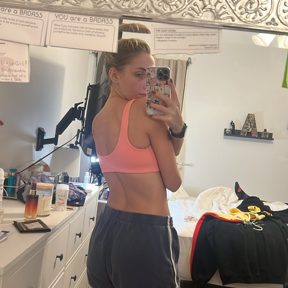 Nike sports bra - Picture 4 of 5